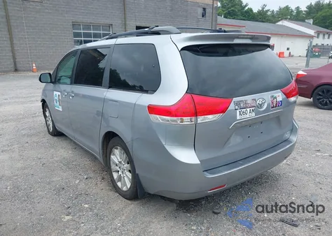 2012 Toyota Sienna Le 7 Passenger from USA, damaged, VIN 5TDJK3DC1CS032185